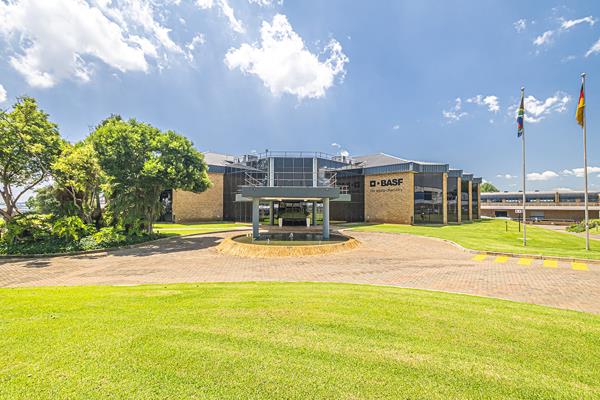 7 892 m² Commercial space