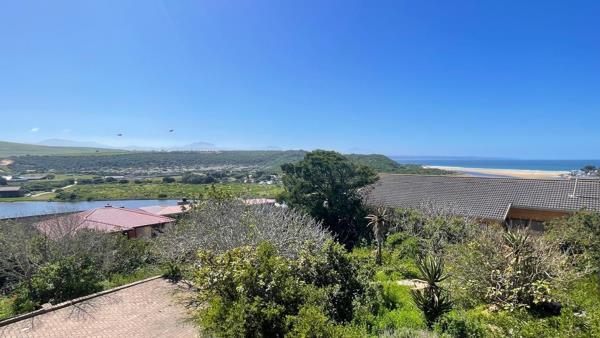 551 m² Land