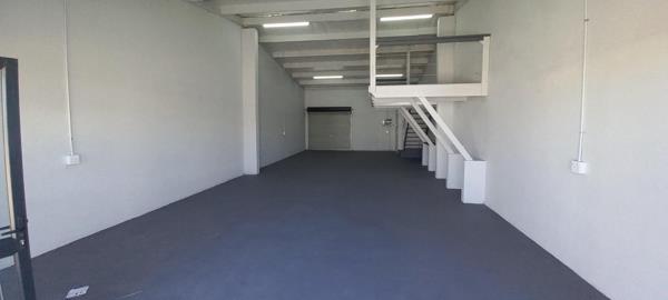 111 m² Commercial space