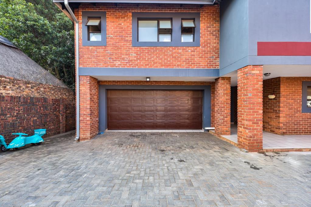 Photo of 4 Bedroom House in Die Wilgers