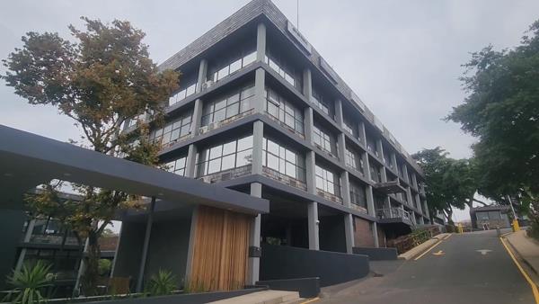 97 m² Commercial space