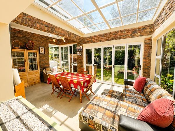 4 Bedroom Townhouse