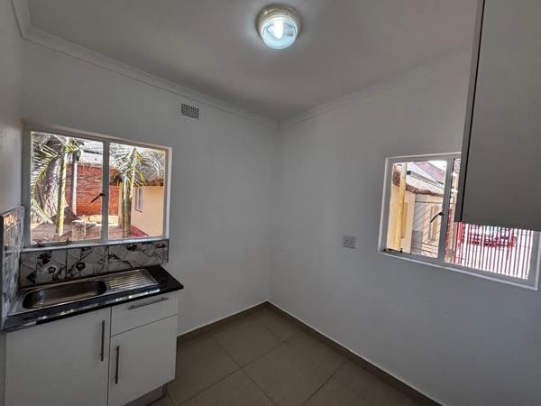 1 Bedroom House