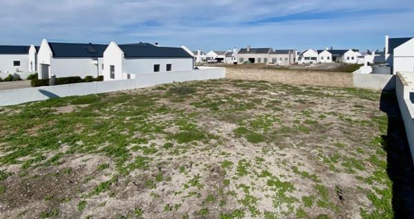 500 m² Land