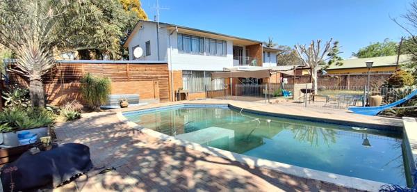 5 Bedroom House
