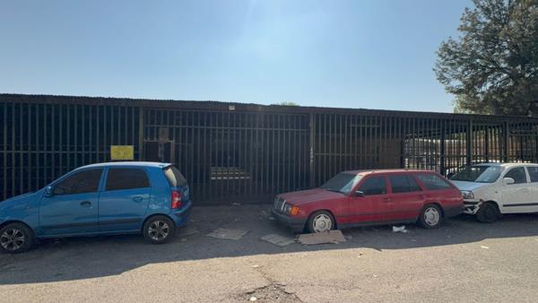 560 m² Industrial space