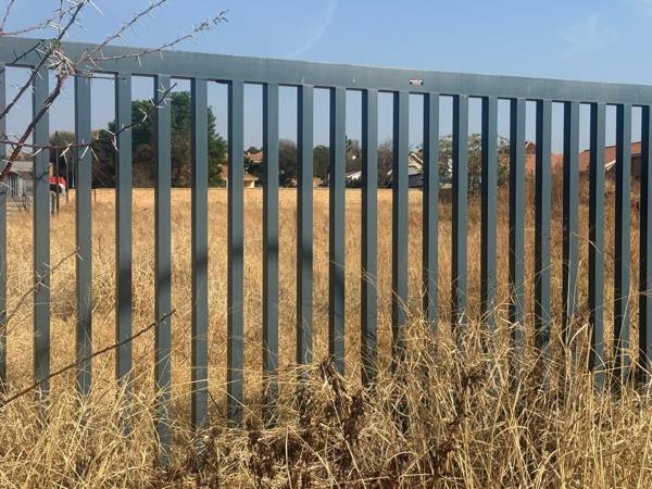 6 684 m² Land