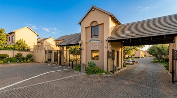 2 Bedroom Duplex