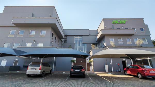 235 m² Office Space