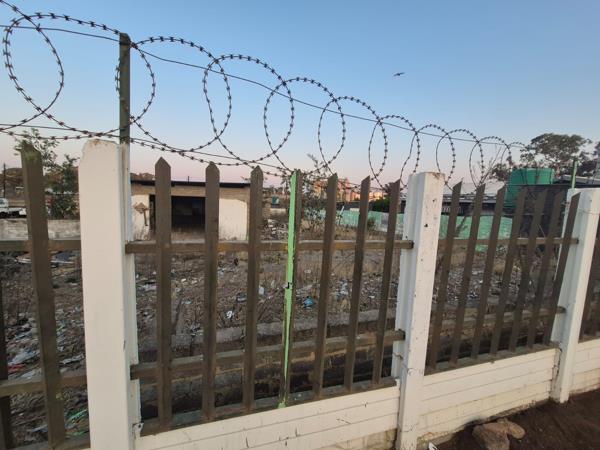 714 m² Land
