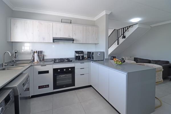 4 Bedroom Townhouse