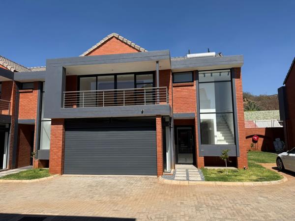 3 Bedroom Townhouse