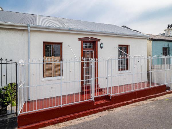 1 Bedroom House
