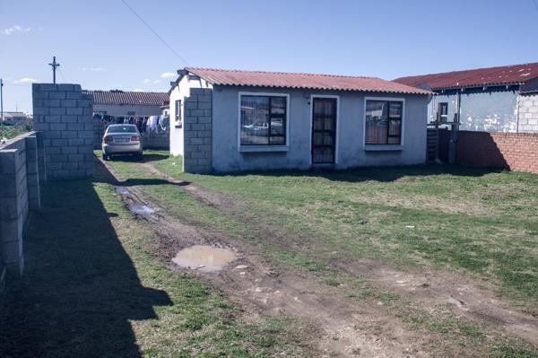 2 Bedroom House