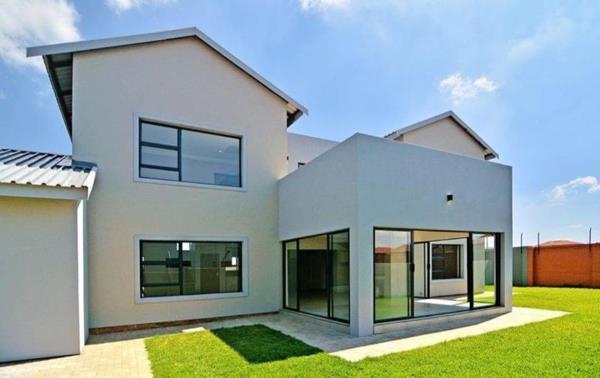 4 Bedroom House