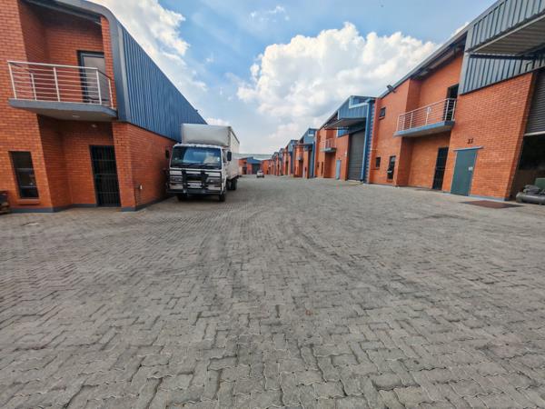 757 m² Industrial space