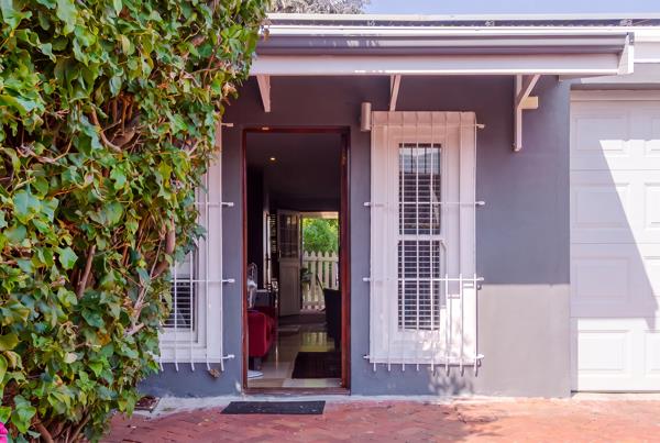 1 Bedroom Garden Cottage