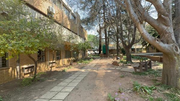 2 140 m² Commercial space