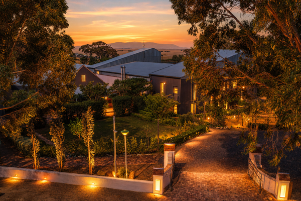 800 m² Commercial space