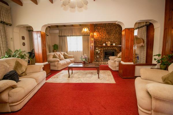6 Bedroom House
