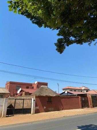 2 Bedroom House