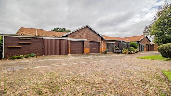 3 Bedroom Simplex