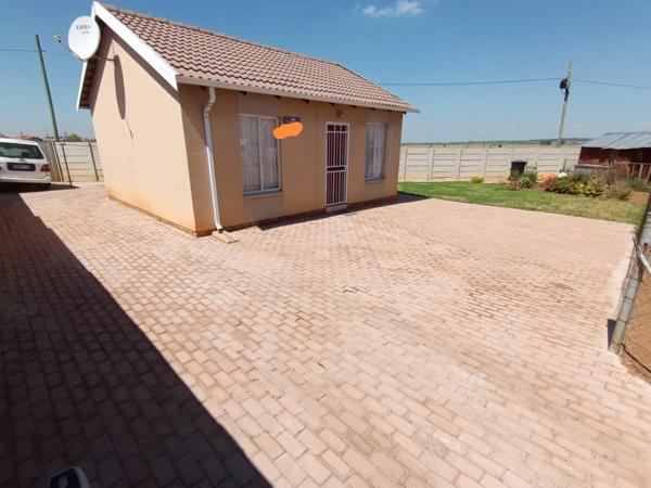 2 Bedroom House