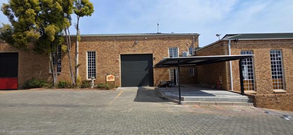 351 m² Industrial space