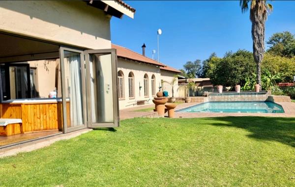 5 Bedroom House
