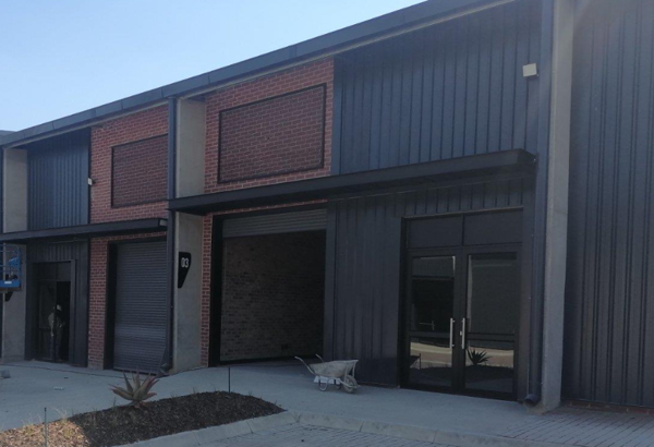 381 m² Industrial space