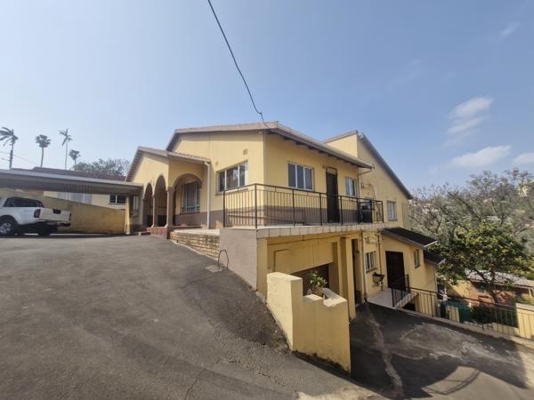 9 Bedroom House