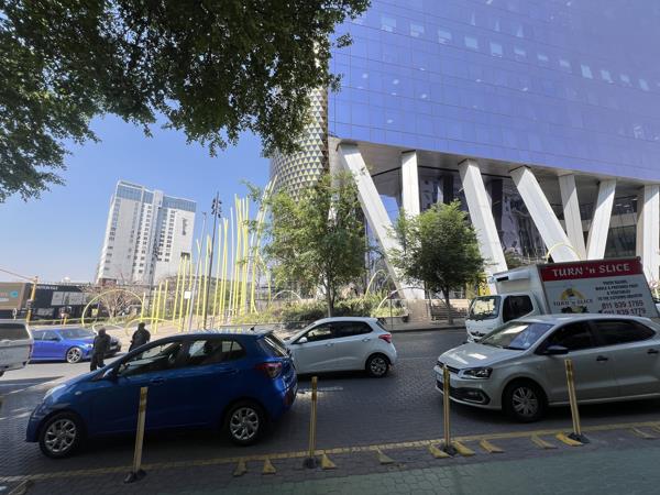 81 m² Commercial space