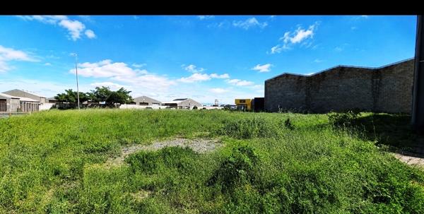 905 m² Land