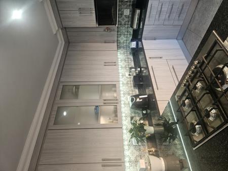 1 Bedroom House