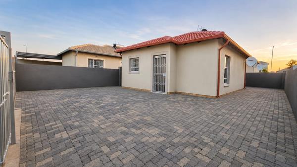 2 Bedroom House