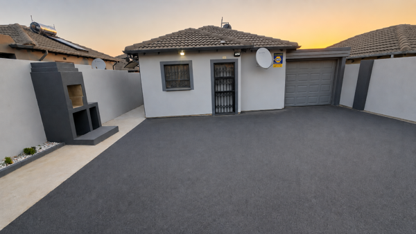 2 Bedroom House