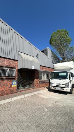 487 m² Industrial space