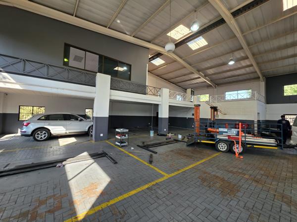 1 400 m² Industrial space