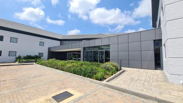 650 m² Office Space