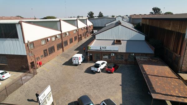 672 m² Industrial space