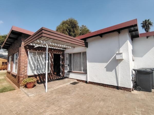1 Bedroom Garden Cottage