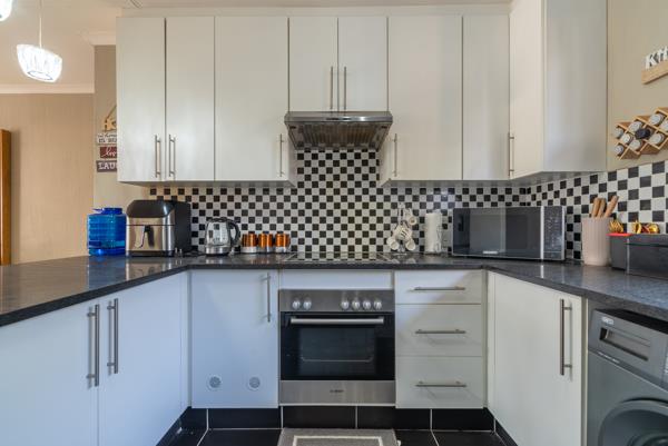 2 Bedroom Simplex