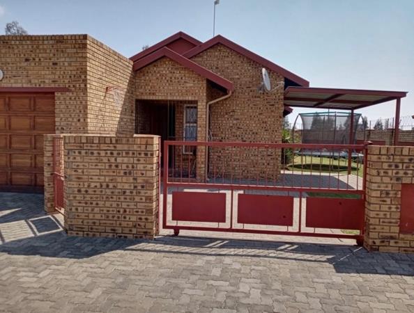 3 Bedroom Townhouse