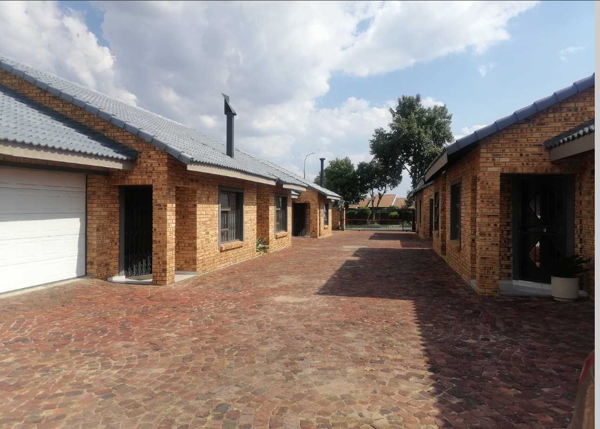 3 Bedroom Townhouse