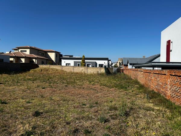 661 m² Land