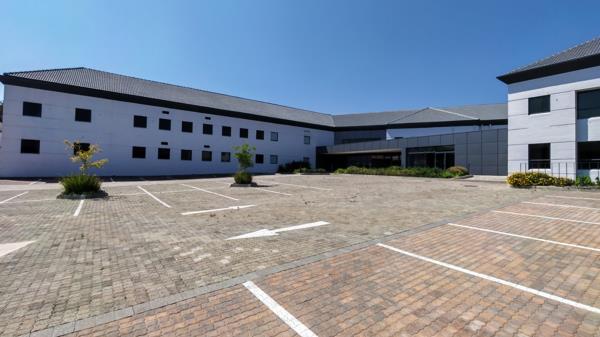 550 m² Commercial space