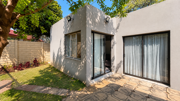 1 Bedroom House