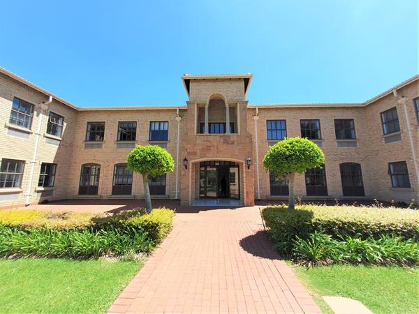 469 m² Commercial space