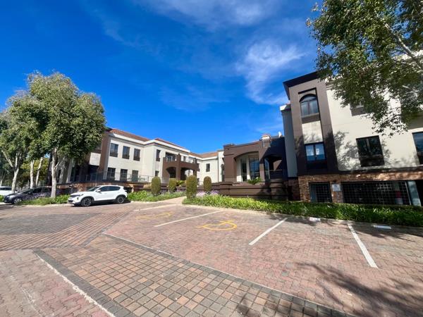 374 m² Commercial space
