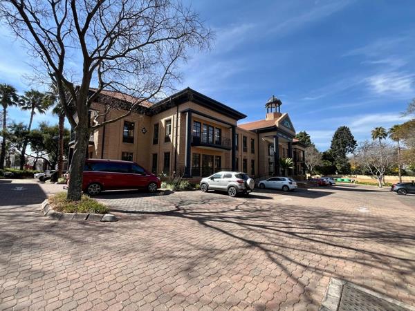 672 m² Commercial space
